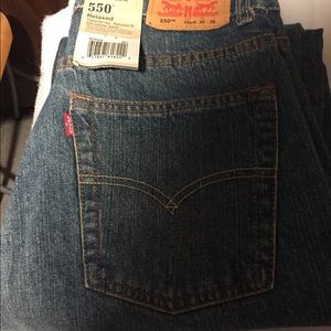 Levi’s 550 relaxed tapered leg women’s jeans NWT